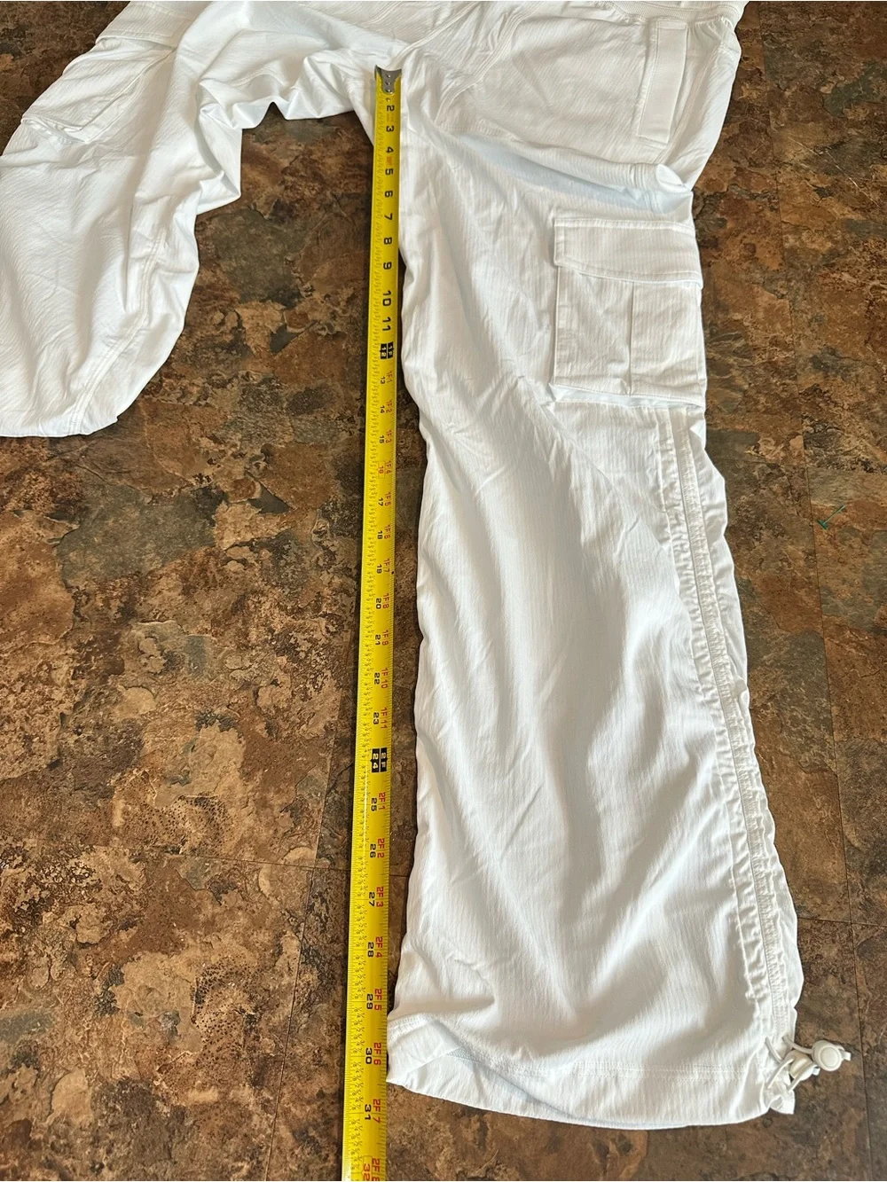 NWT Lululemon Dance Studio Relaxed-Fit Mid-Rise Cargo Pant White Size Small